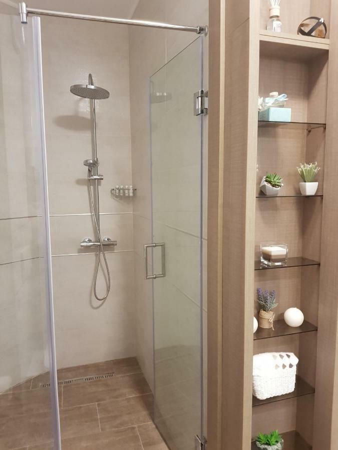 Lux Apartment Teodora Рафаиловичи Екстериор снимка